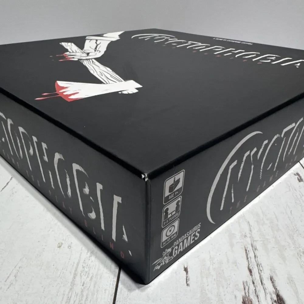 Pandasaurus Games Nyctophobia: The Hunted Board Game Co-op 3P Ages 9+ 2018 Award